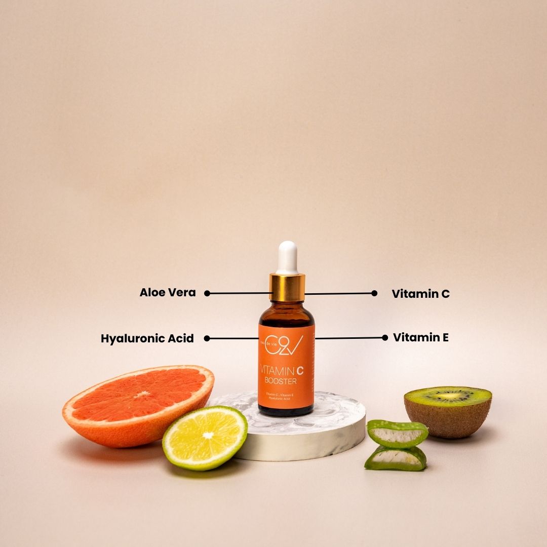 Vitamin C Serum ingredients that contains Aloe Vera, Hyaluronic acid, Vitamin C, Vitamin E. Skincare products for Eau De Vie